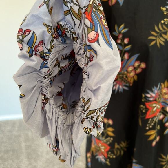 LOFT Puff Sleeve Printed Blouse - Picture 2 of 7